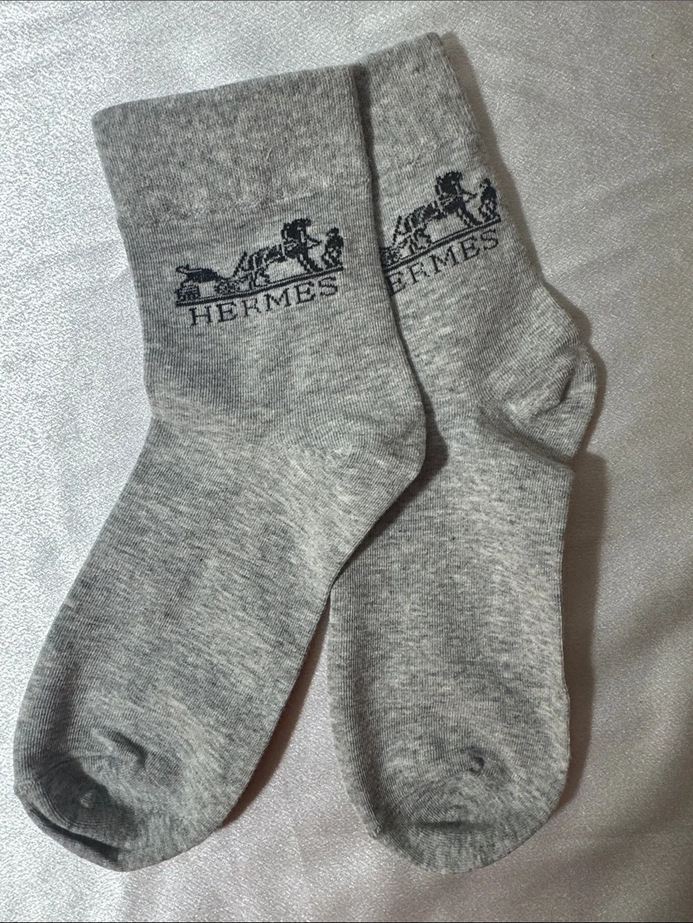 New! Hermes Men’s Grey Logo Crew Socks